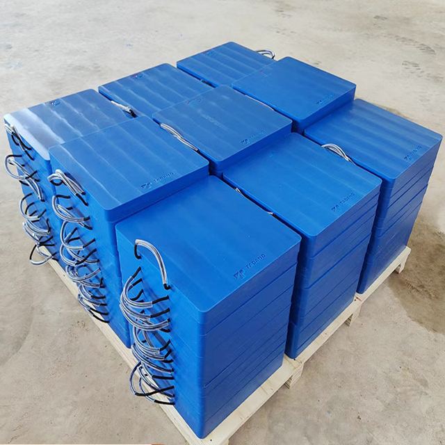 Buy Mobile Crane Concrete Pump Outrigger Pads for Bucket Truck