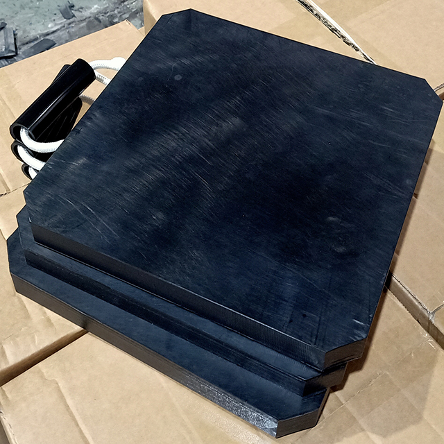 Source Impact Resistant Plastic Crane Outrigger Pads