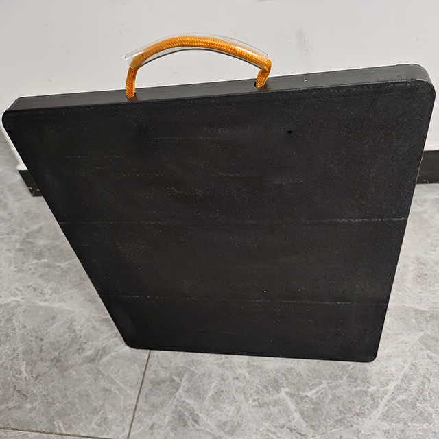 Plastic High Density Outrigger Pad 24 X 24 Inch