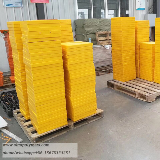 24x24 UHMWPE Durable Lasting Crane Outrigger Pads