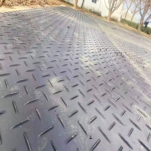 Trakmat Ground Protection Cover Mats Roadway Plate