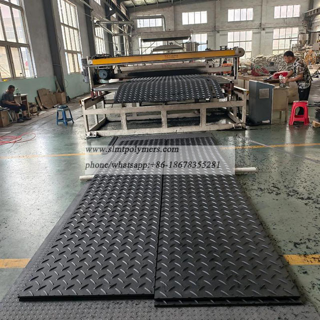 Heavy Duty 4X8 Temporary Ground Protection Mats