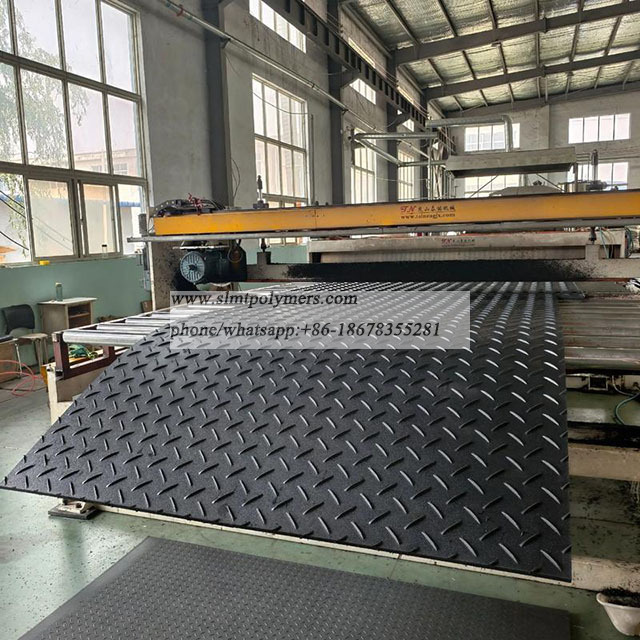 Heavy Duty 4X8 Temporary Ground Protection Mats